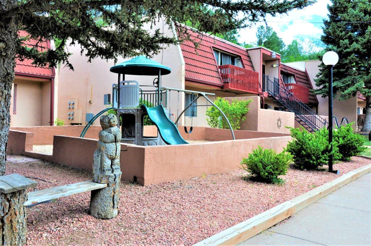Pinecliff Village Resort Hollywood Kültér fotó